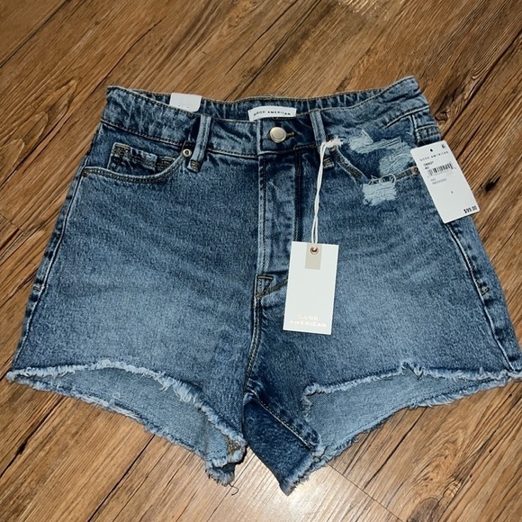 NWT Good American Jean Shorts! - Picture 2 of 10